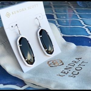 Kendra Scott Elle Black earring Silver Tone